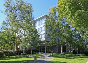 The Conservatory in Vancouver, BC - Building Photo - Building Photo