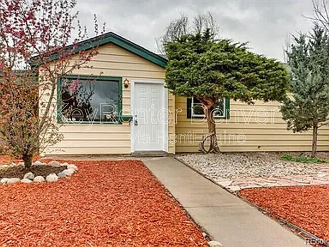 991 Vaughn St in Aurora, CO - Building Photo - Building Photo