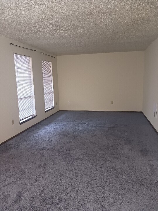 3030 Congress Blvd in Baton Rouge, LA - Building Photo