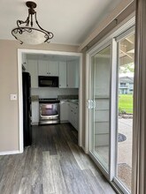 290 Moreton Bay Ln in Goleta, CA - Building Photo - Building Photo