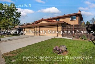 8341 Locust Pl N in Dublin, CA - Building Photo