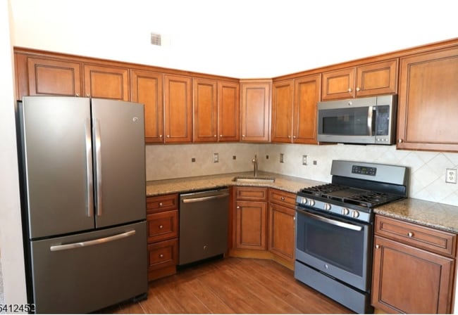 1714 Breckenridge Dr