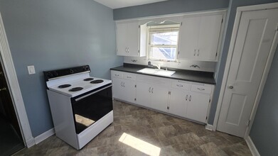 2425 S 82nd St in West Allis, WI - Building Photo - Building Photo
