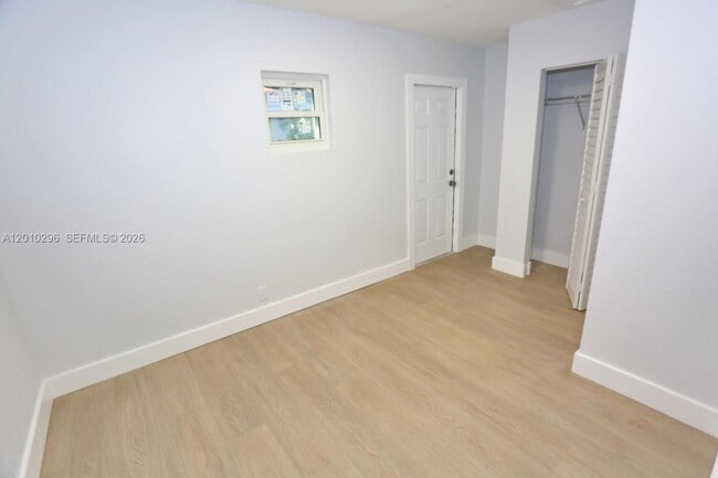 8120 SW 4th Ct in North Lauderdale, FL - Building Photo - Building Photo