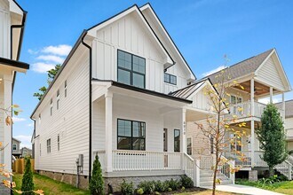 6010 Pennsylvania Ave in Nashville, TN - Building Photo - Building Photo