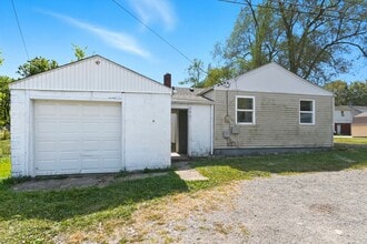 2901 Pittsburg St in Fort Wayne, IN - Building Photo - Building Photo