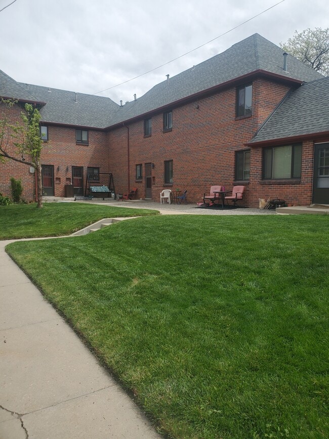 3335 N Harrison St, Unit 3335 N Harrison St Denver in Denver, CO - Building Photo - Building Photo
