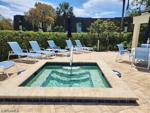 1629 Spoonbill Ln in Naples, FL - Building Photo - Building Photo
