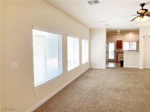 4821 Longshot Dr in Las Vegas, NV - Building Photo - Building Photo