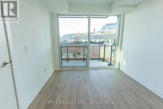 1100 Sheppard Ave W in Toronto, ON - Building Photo - Building Photo