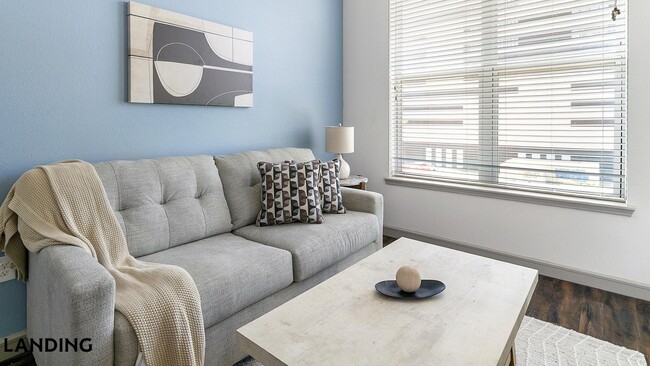 1711 Caroline St, Unit 317