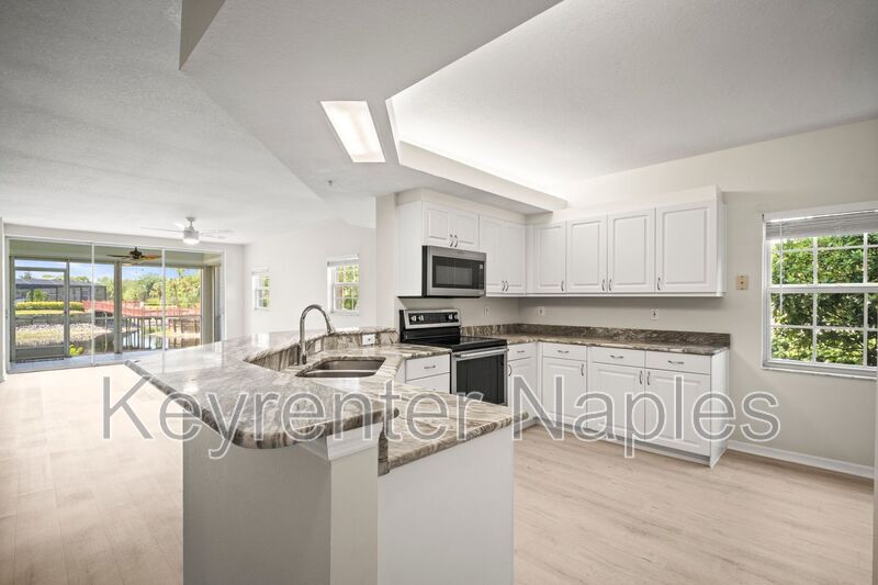 6938 Rain Lily Ct in Naples, FL - Building Photo