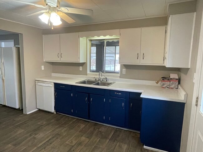 1729 Windemere Dr in Kettering, OH - Building Photo - Building Photo