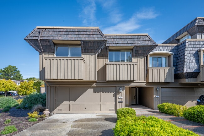 property at 48 Greenside Way