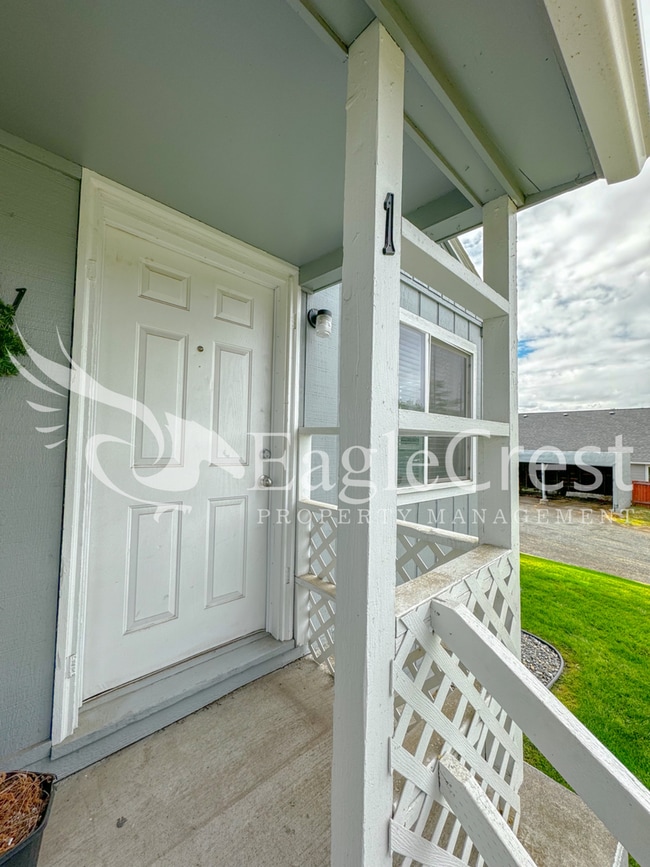 SKYWAY in College Place, WA - Building Photo - Building Photo