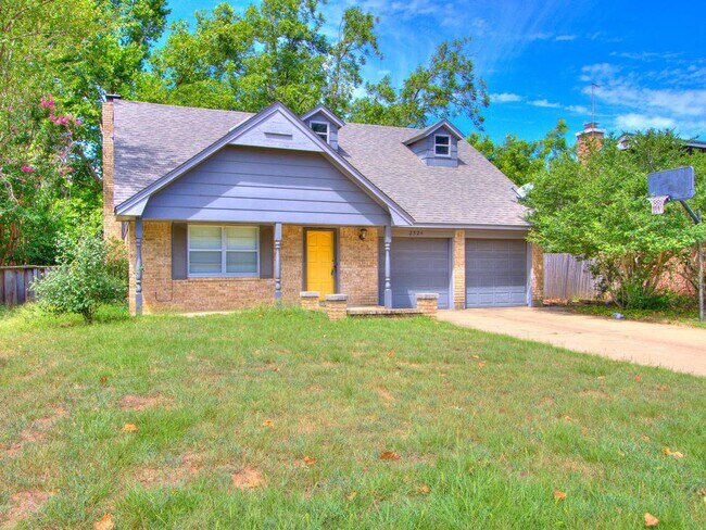 2524 Boxwood Ave photo'