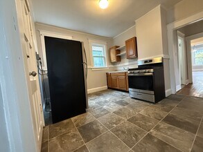 221 S Swan St in Albany, NY - Building Photo - Building Photo