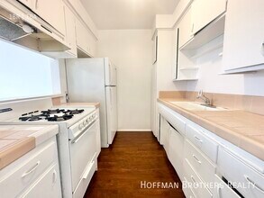 7171 Lexington Ave, Unit 9 in West Hollywood, CA - Building Photo - Building Photo