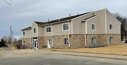 Washington Apartments in Bloomfield, NE - Building Photo - Building Photo