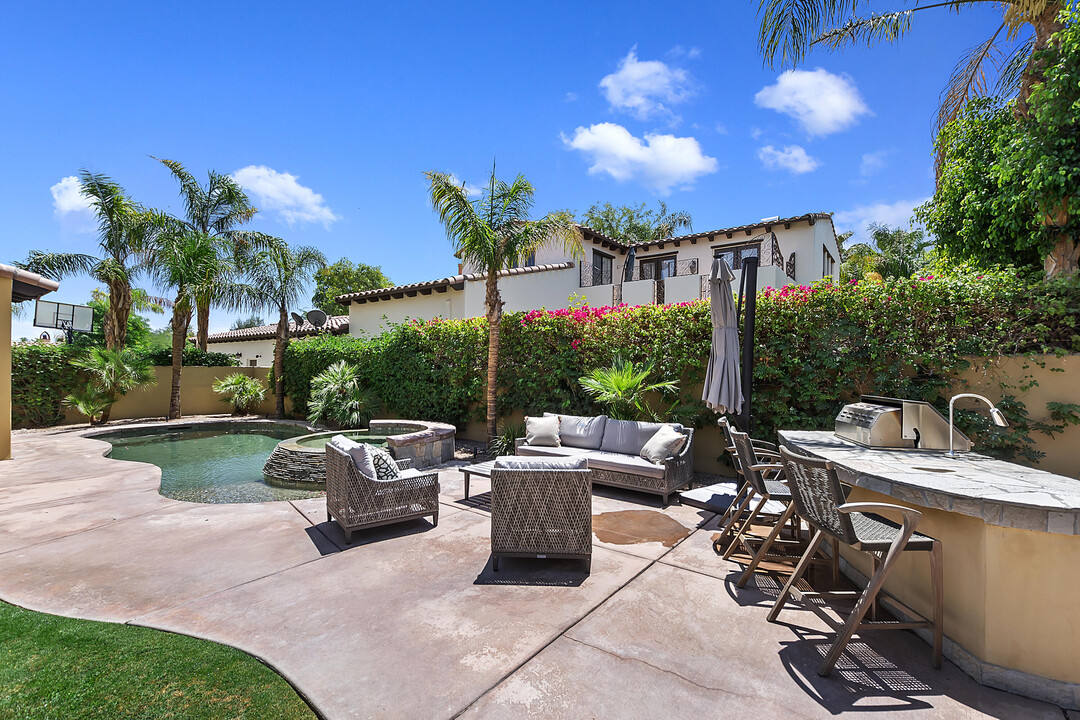 80695 Via Tranquila in La Quinta, CA - Building Photo
