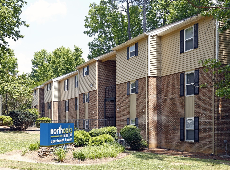 North Oaks Landing in Raleigh, NC - Foto de edificio