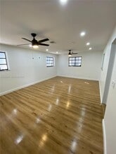 238 SE 3rd St in Dania Beach, FL - Building Photo - Building Photo