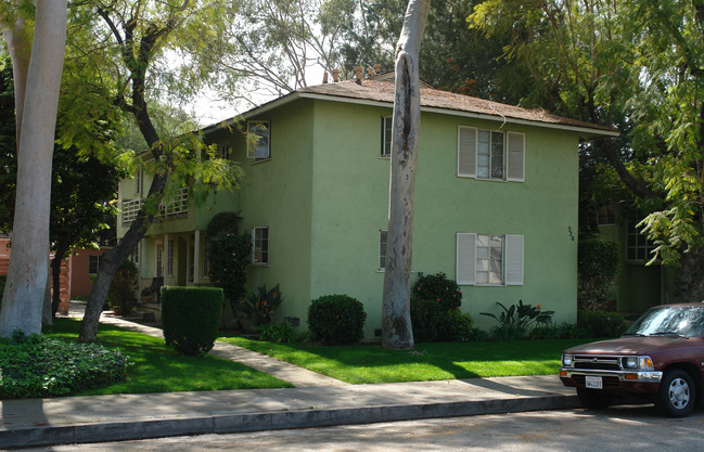 320 W Palmer Ave in Glendale, CA - Building Photo - Building Photo