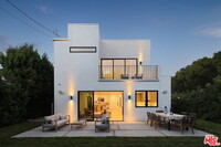 2255 Camden Ave in Los Angeles, CA - Building Photo - Building Photo