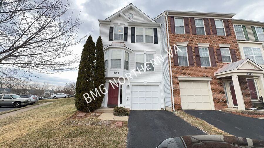 12108 Wallower Way in Linton Hall, VA - Building Photo