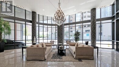 825-2825 Church St in Toronto, ON - Building Photo - Building Photo