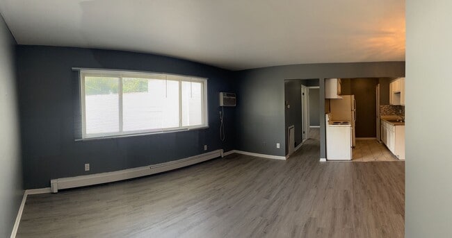 10661 Cadieux Rd in Detroit, MI - Building Photo - Building Photo