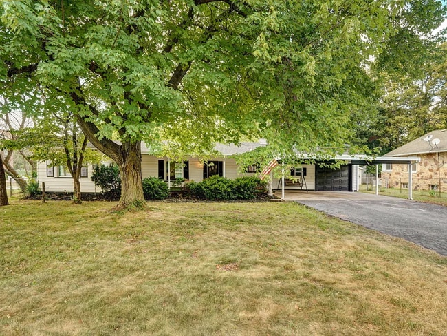 property at 1539 S Thelma Ave