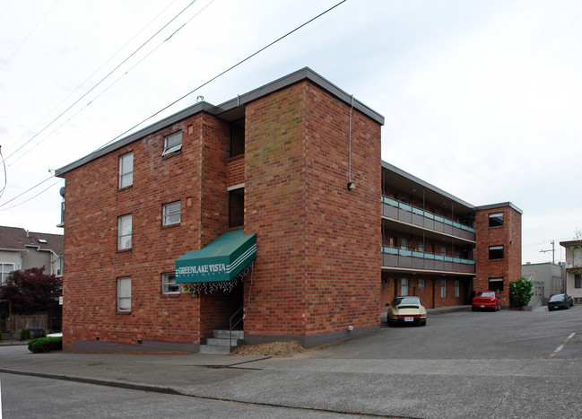 Greenlake Vista apartments in Seattle, WA - Foto de edificio - Building Photo