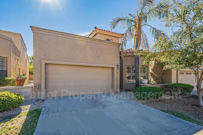 10527 E Fanfol Ln in Scottsdale, AZ - Building Photo - Building Photo