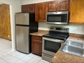 1329 NW 8th Ave in Fort Lauderdale, FL - Building Photo - Building Photo