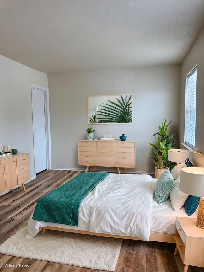 property at 3646 Sylvan Ct