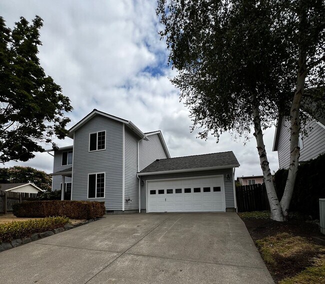 property at 4970 Summer Wind Ct NE