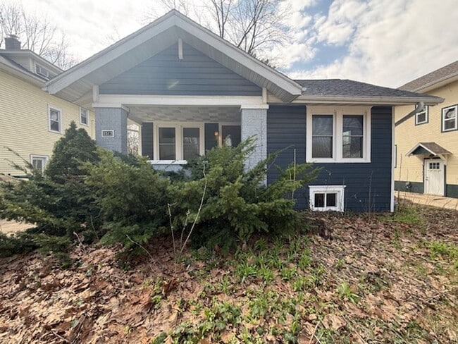 property at 1517 W Church St