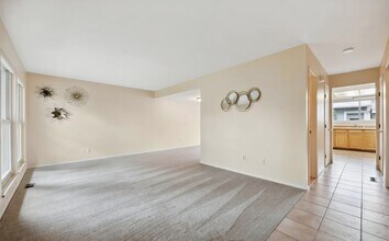 10351 E Evans Ave in Denver, CO - Building Photo - Building Photo