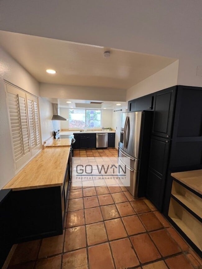 2034 E Bishop Dr in Tempe, AZ - Building Photo - Building Photo