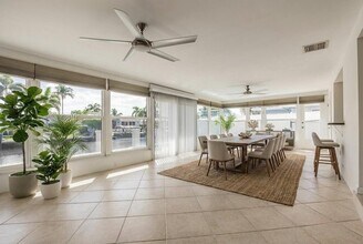 270 SE 9th Ct in Pompano Beach, FL - Building Photo - Building Photo