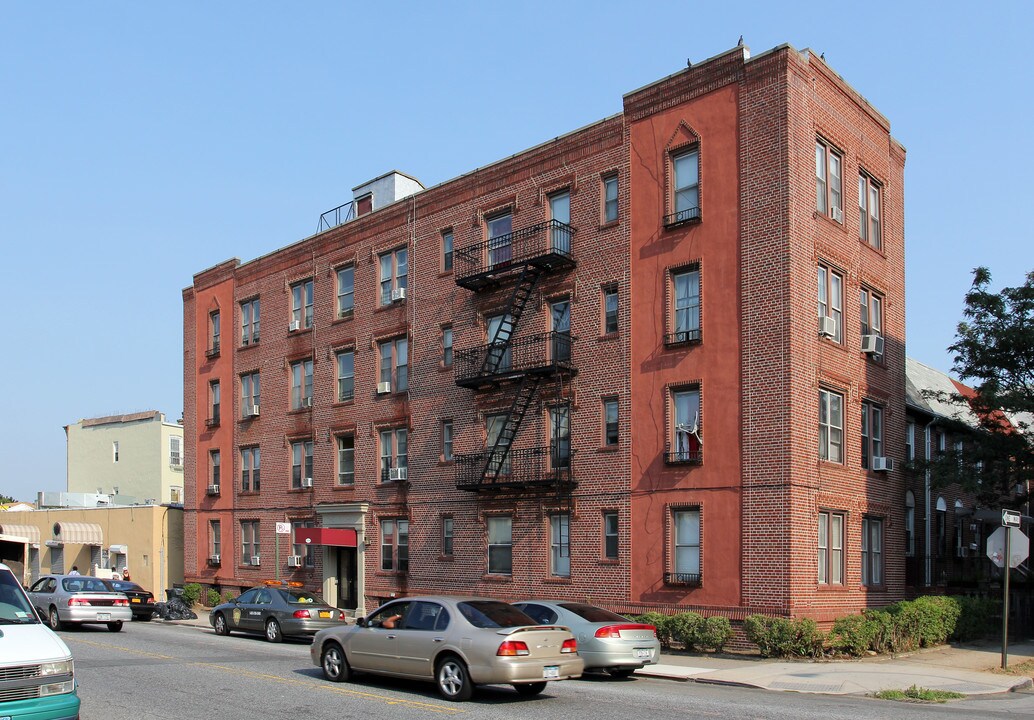 2719 Beverley Rd in Brooklyn, NY - Building Photo