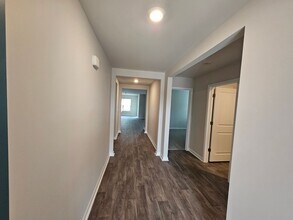 136 Ashworth Dr in Tabor City, NC - Building Photo - Building Photo