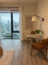 94 NW 30th St, Unit 415 in Miami, FL - Building Photo - Building Photo