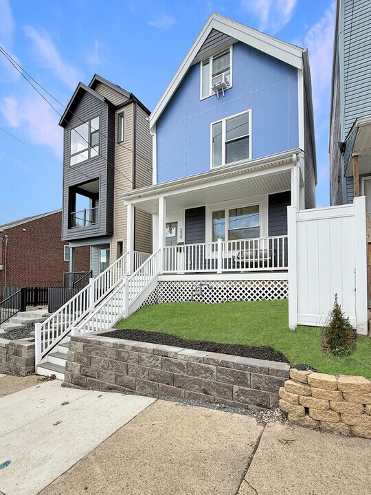 239 N Aiken Ave in Pittsburgh, PA - Building Photo