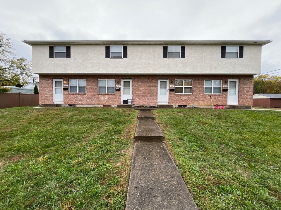 1001-1007-1007 Brown Rd in Columbus, OH - Building Photo