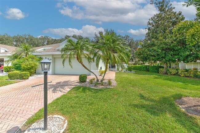 2309 Mooney Pl in Sun City Center, FL - Building Photo - Building Photo