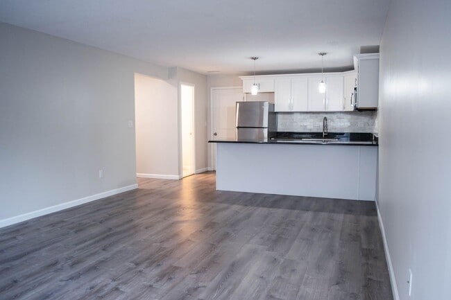 property at 465 Whalley Ave