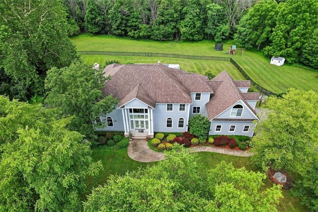 property at 7 Paiges Way