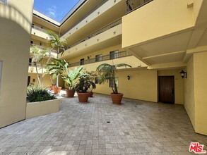 1522 Amherst Ave in Los Angeles, CA - Building Photo - Building Photo